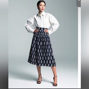 Anthropologie  Black White Floral  Printed  Midi Skirt Size M